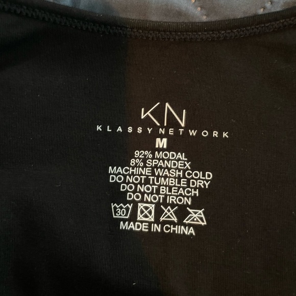 Klassy Network Long Sleeve Henley Brami (crop) - Picture 3 of 4